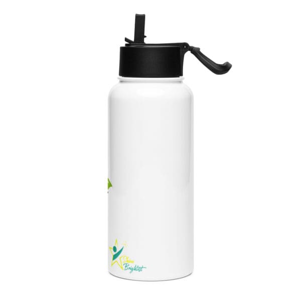 Stainless steel water bottle with a straw lid - Image 3